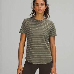 Lululemon Love Tee Shirt